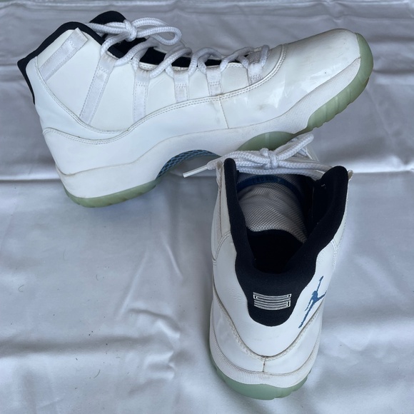 Jordan 11 Legend Blue main image 5
